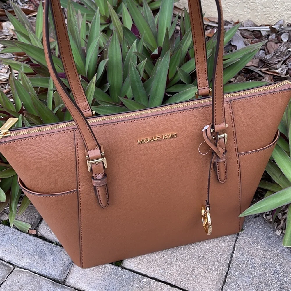 Michael Kors Large Charlotte Top Zip Tote Leather - Picture 4 of 16